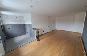 thumb_3671962_1.jpg