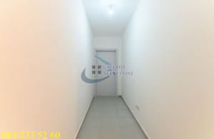 thumb_3675672_18.jpg