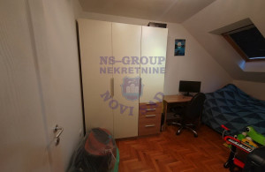 thumb_3677732_15.jpg