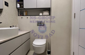 thumb_3680979_9.jpg