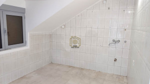 thumb_3681994_4.jpg