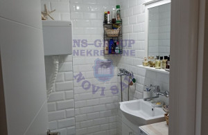 thumb_3685066_10.jpg