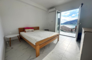 thumb_3706349_happy-montenegro-seaview-apartment02.jpeg